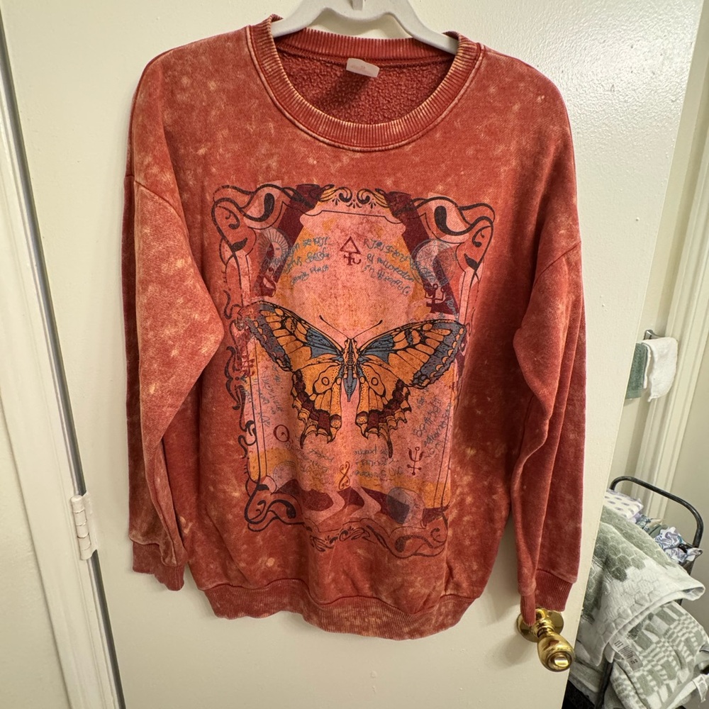 Butterfly Graphic Women's Sweater - Rust